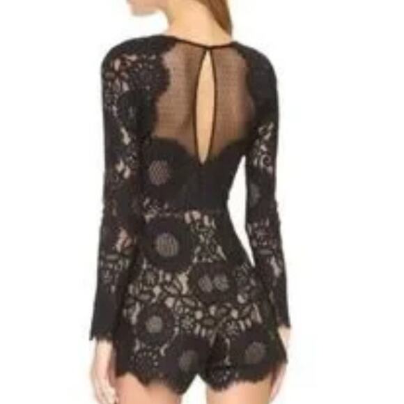 Alexis -Ramzes Long sleeved scalloped dress romper XS - Picture 7 of 7